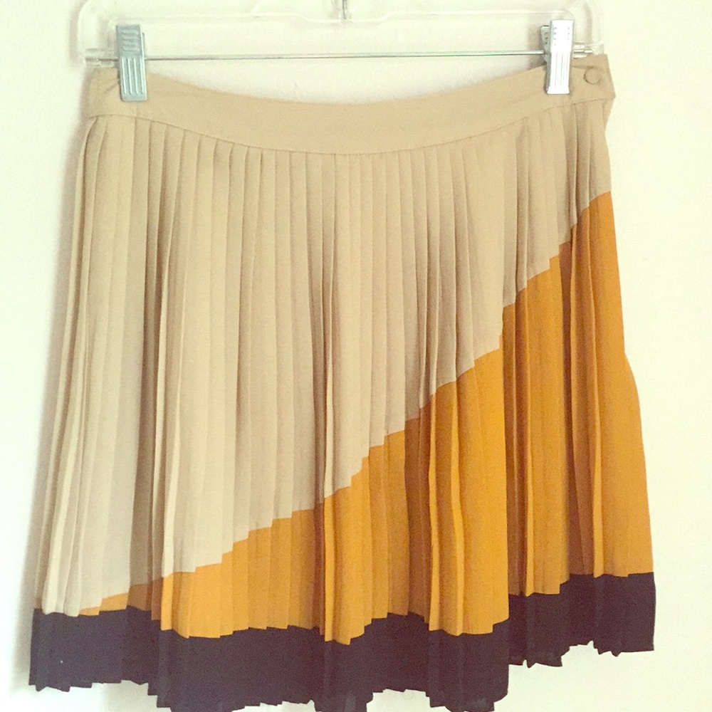 Bar III asymmetrical colorblock pleated mini skirt